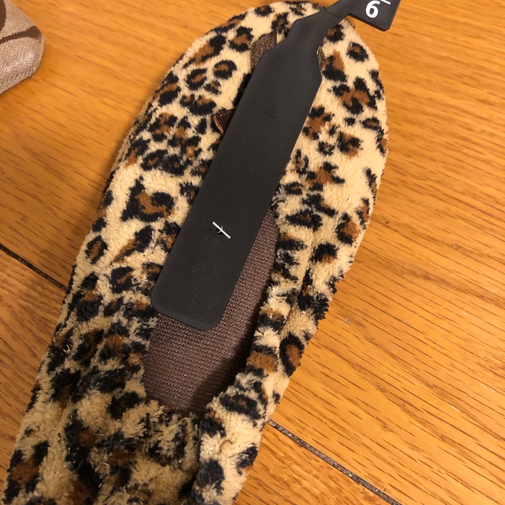 Slippers - Picture 2 of 2